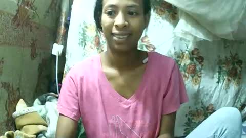 Snapshot of cindyx69 chatting on October 3, 4:28 am cindyx69 online show from October 3, 4:28 am