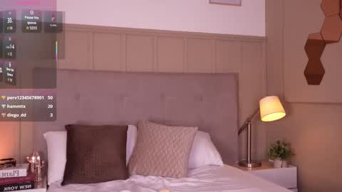 Amber online show from March 6, 2:23 pm