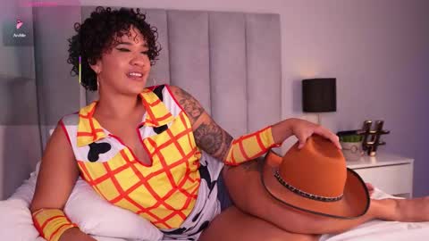 Amber online show from October 23, 11:11 pm