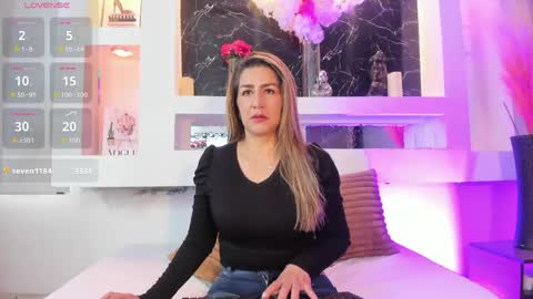 Cinthya  online show from May 6, 12:09 pm
