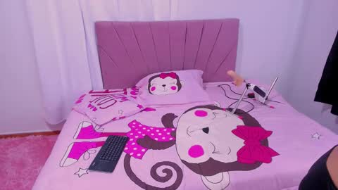 CintiaCollins  online show from January 15, 8:04 pm