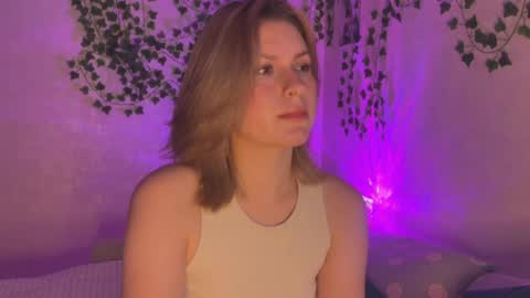 Snapshot of citruska chatting on October 12, 6:43 pm karina online show from October 12, 6:43 pm