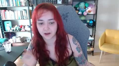 Claire online show from April 17, 9:50 pm