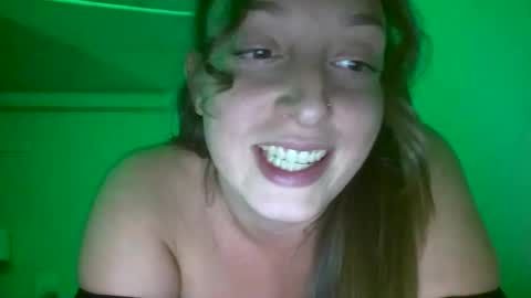 clairebearx3 online show from October 25, 8:15 pm