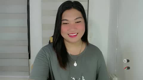 Snapshot of clairewntr_ chatting on March 4, 3:00 am CLAIRE online show from March 4, 3:00 am