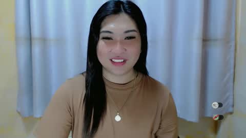 Snapshot of clairewntr_ chatting on January 9, 3:47 am CLAIRE online show from January 9, 3:47 am