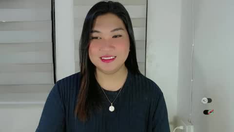 Snapshot of clairewntr_ chatting on March 9, 5:00 am CLAIRE online show from March 9, 5:00 am
