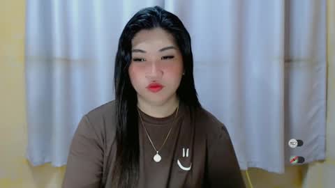 Snapshot of clairewntr_ chatting on January 10, 4:54 am CLAIRE online show from January 10, 4:54 am