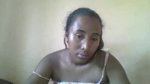 Clarah0123 online show from November 3, 7:12 am