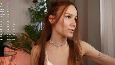 Claire online show from April 20, 2:20 pm