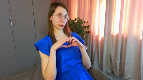 Sara online show from May 24, 7:07 am