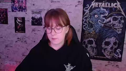 Clarissa online show from May 11, 2:41 pm