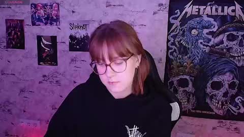Clarissa online show from May 11, 4:04 pm