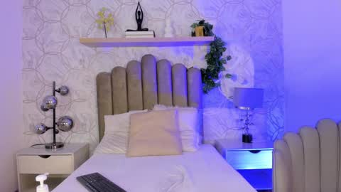 Mistress Clarisse online show from January 28, 6:05 am