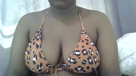 classy_zoey online show from December 4, 11:01 am