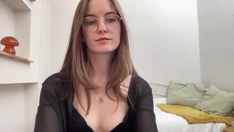 classyandgirly online show from March 11, 8:22 pm