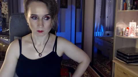 classyinna online show from October 9, 11:36 am