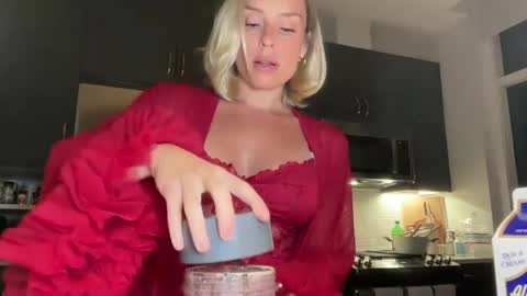 claudia_loves_u online show from September 27, 2:41 am