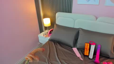 clauwdeen  wolf online show from November 18, 7:48 pm