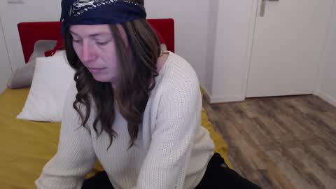 Snapshot of clittytastic chatting on February 26, 8:50 am Syl online show from February 26, 8:50 am
