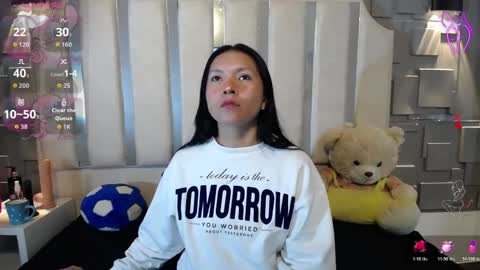 Cloe online show from March 30, 7:02 pm