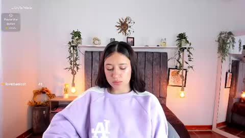 cloe_7 online show from July 22, 2:18 pm