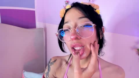 Snapshot of cloe_leeee chatting on January 15, 5:08 am Cloe Leeee online show from January 15, 5:08 am