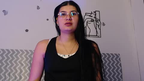 Snapshot of cloehonney chatting on September 23, 6:50 pm cloe online show from September 23, 6:50 pm