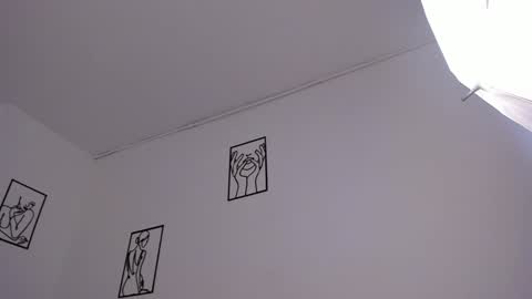 Snapshot of cloehonney chatting on February 1, 2:02 pm cloe online show from February 1, 2:02 pm