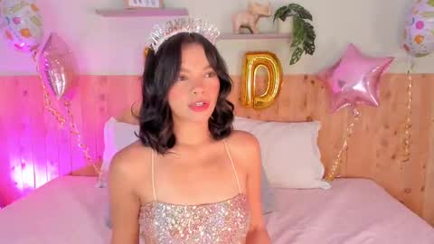 Chloe Smith online show from November 15, 12:28 pm