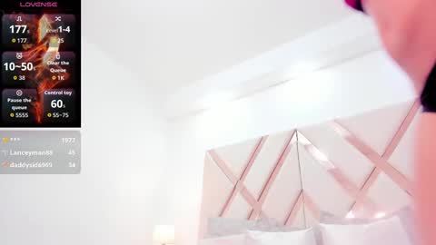 Snapshot of cloemorwen chatting on September 29, 1:32 am Cloe online show from September 29, 1:32 am