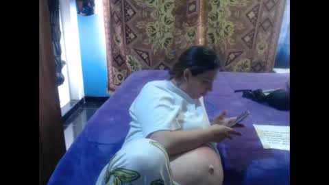 cloepregnant25 online show from May 11, 4:26 pm
