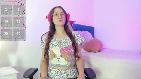 Chloe  online show from October 17, 10:18 am