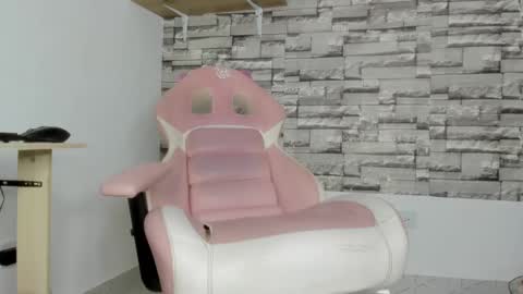Snapshot of coffee_hot chatting on January 25, 3:19 am laurita online show from January 25, 3:19 am