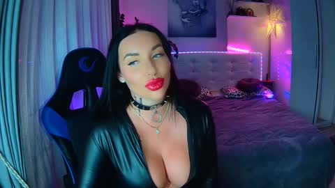 Snapshot of cokeyspeed69 chatting on September 24, 10:25 am Ur goddess Nikki online show from September 24, 10:25 am