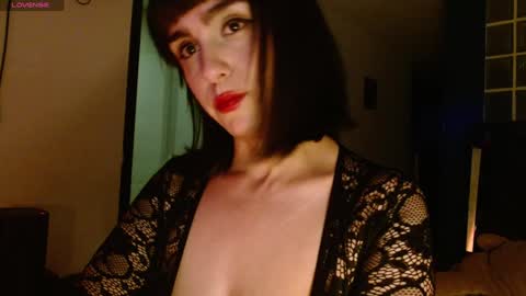 Snapshot of collette_beaufoy chatting on January 7, 5:54 am Collette online show from January 7, 5:54 am