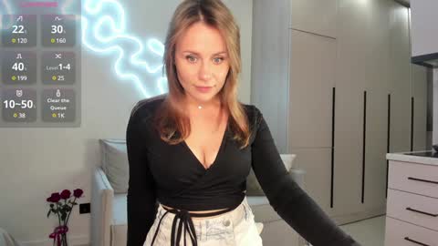 Snapshot of cometoseeme_ chatting on January 30, 4:34 pm Alice online show from January 30, 4:34 pm