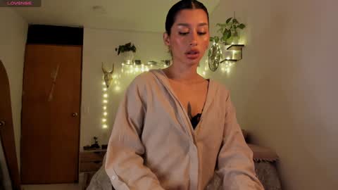 Snapshot of connie_deep chatting on January 13, 10:47 am connie online show from January 13, 10:47 am