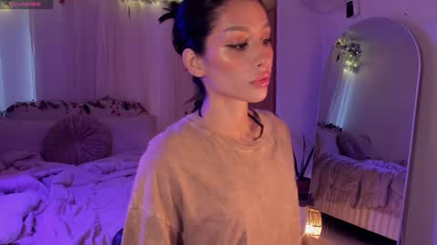 Snapshot of connie_deep chatting on December 16, 1:00 pm connie online show from December 16, 1:00 pm