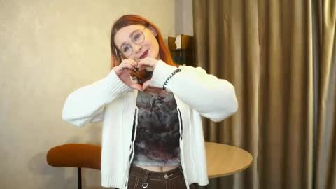 Amelia online show from November 7, 3:01 am