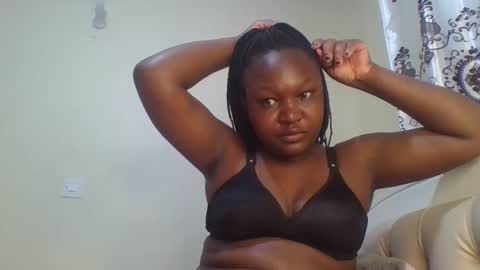 coolgirl001 online show from October 16, 7:27 pm