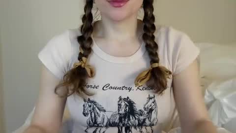 CopperPearl online show from December 3, 2:49 pm