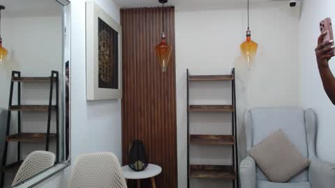 Coral online show from November 16, 2:17 pm