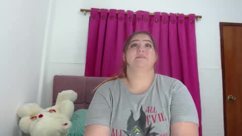 Snapshot of coraline_fox2 chatting on October 29, 7:05 pm coraline online show from October 29, 7:05 pm