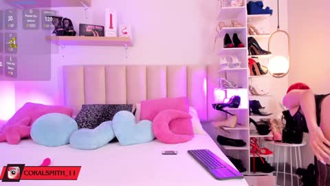 Snapshot of coralsmith11 chatting on January 23, 1:13 pm Coral Smith online show from January 23, 1:13 pm