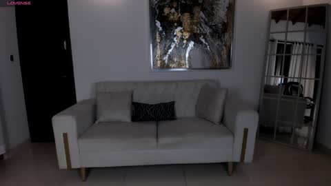 Corinne Russo online show from January 27, 5:03 am