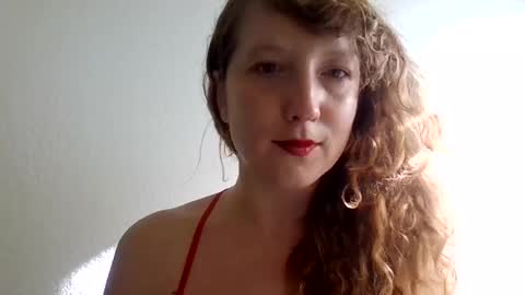 Snapshot of cosmiccoquette chatting on September 30, 11:09 pm mamimaritza online show from September 30, 11:09 pm