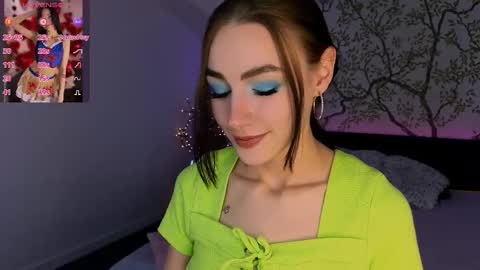 Snapshot of cosmicfaye chatting on October 3, 8:19 am cosmicfaye online show from October 3, 8:19 am