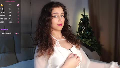 Snapshot of cosmos_baby chatting on January 11, 12:40 pm Luna online show from January 11, 12:40 pm