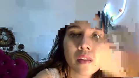 Liz Gwyneth Charlota online show from February 12, 6:51 am